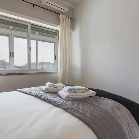 아파트 Castle View Hideaway In 리스본