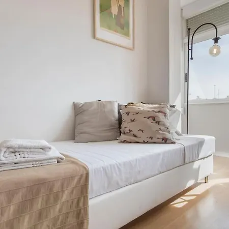 - Castle View Balcony * 리스본