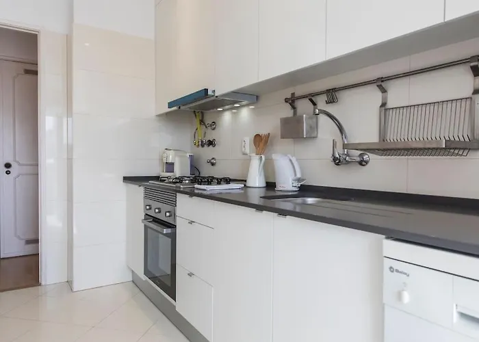 - Castle View Balcony Appartement *