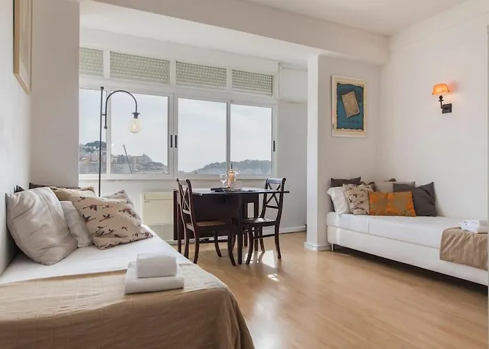 - Castle View Balcony * Lissabon