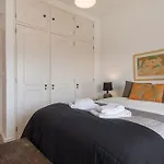 131 A - - Castle View Balcony Διαμέρισμα