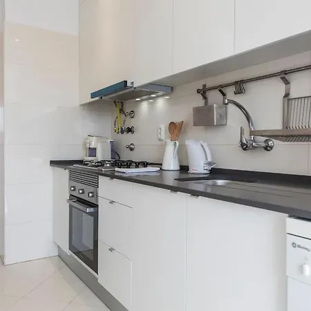 - Castle View Balcony Appartement *