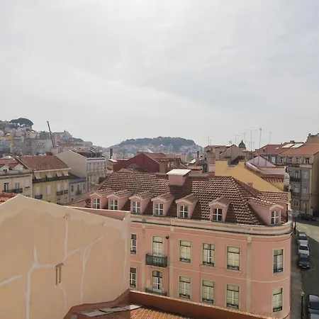 Castle View Hideaway In Apartament